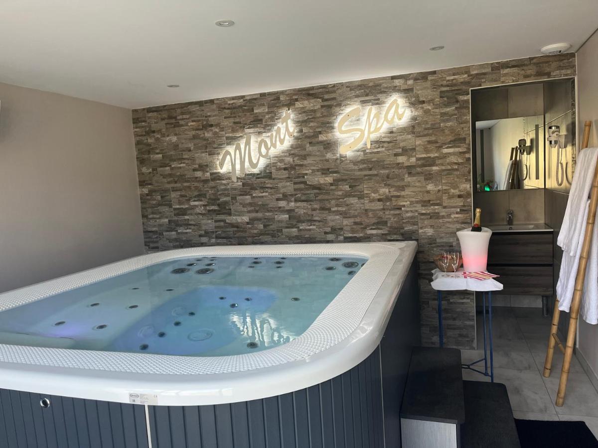 Le Relais De La Fontaine & Jacuzzi Vila Montcornet  Exterior foto